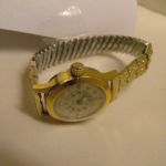 365 1650 Damarmbandsur